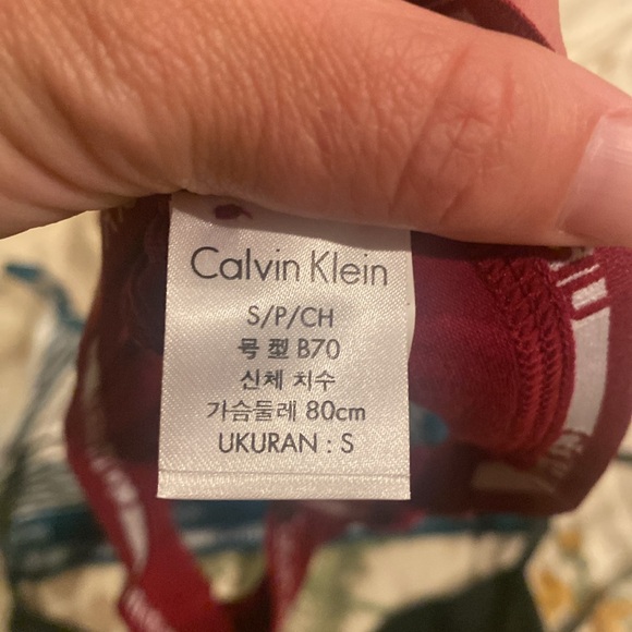 Calvin Klein bralettes (3) - Picture 3 of 5